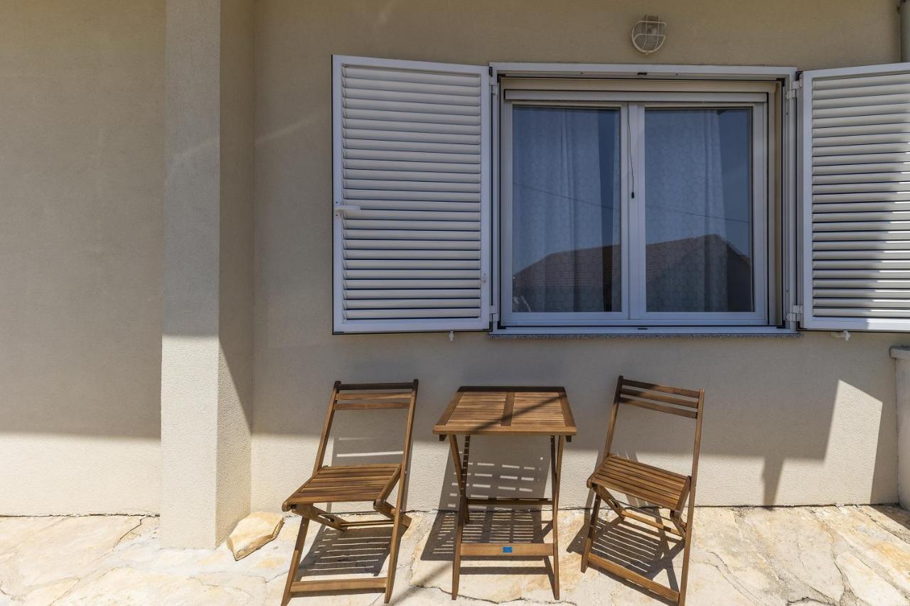 Apartments 23 And 25 With Free Private Parking Zadar Exteriör bild