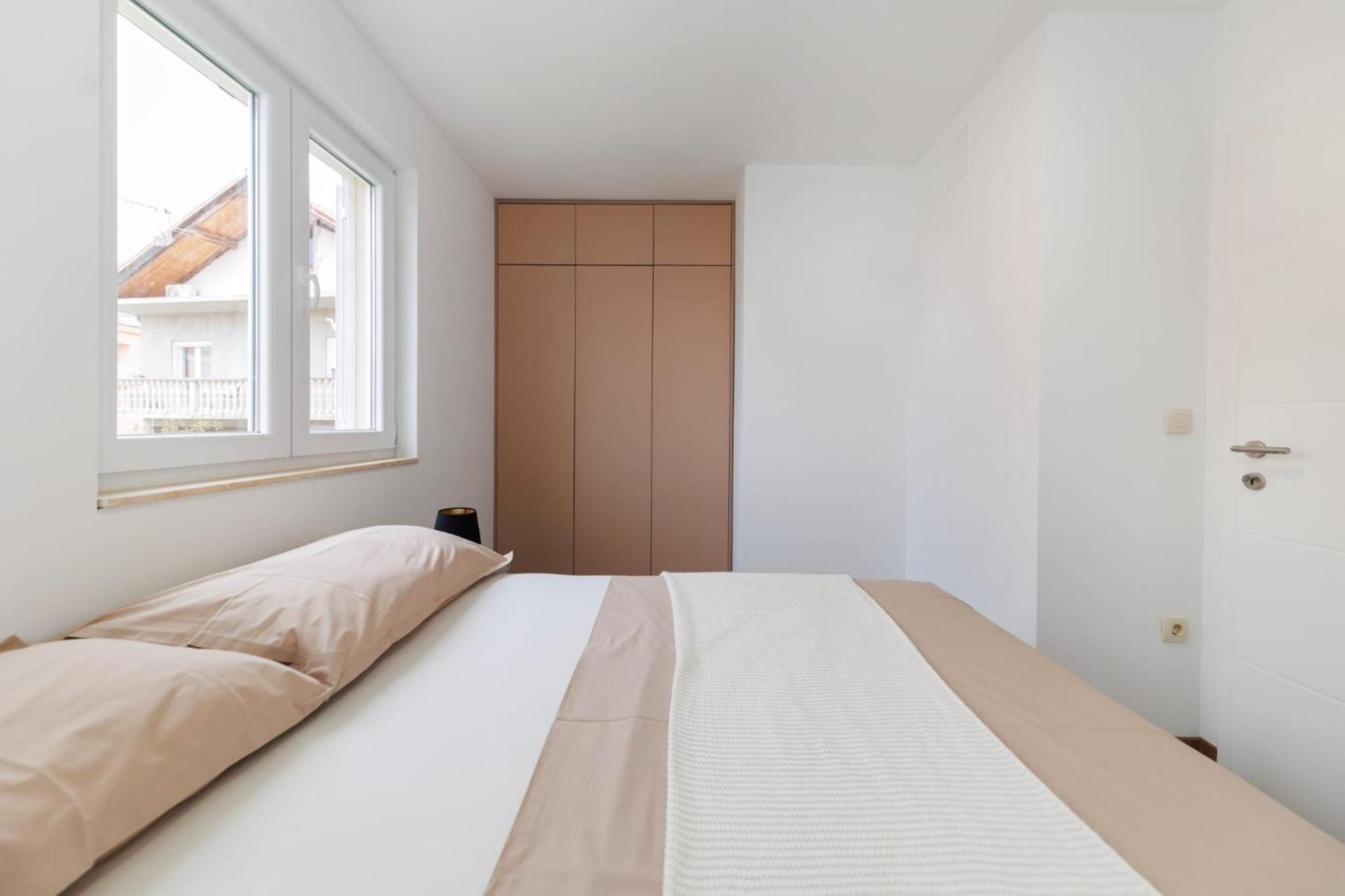 Apartments 23 And 25 With Free Private Parking Zadar Exteriör bild