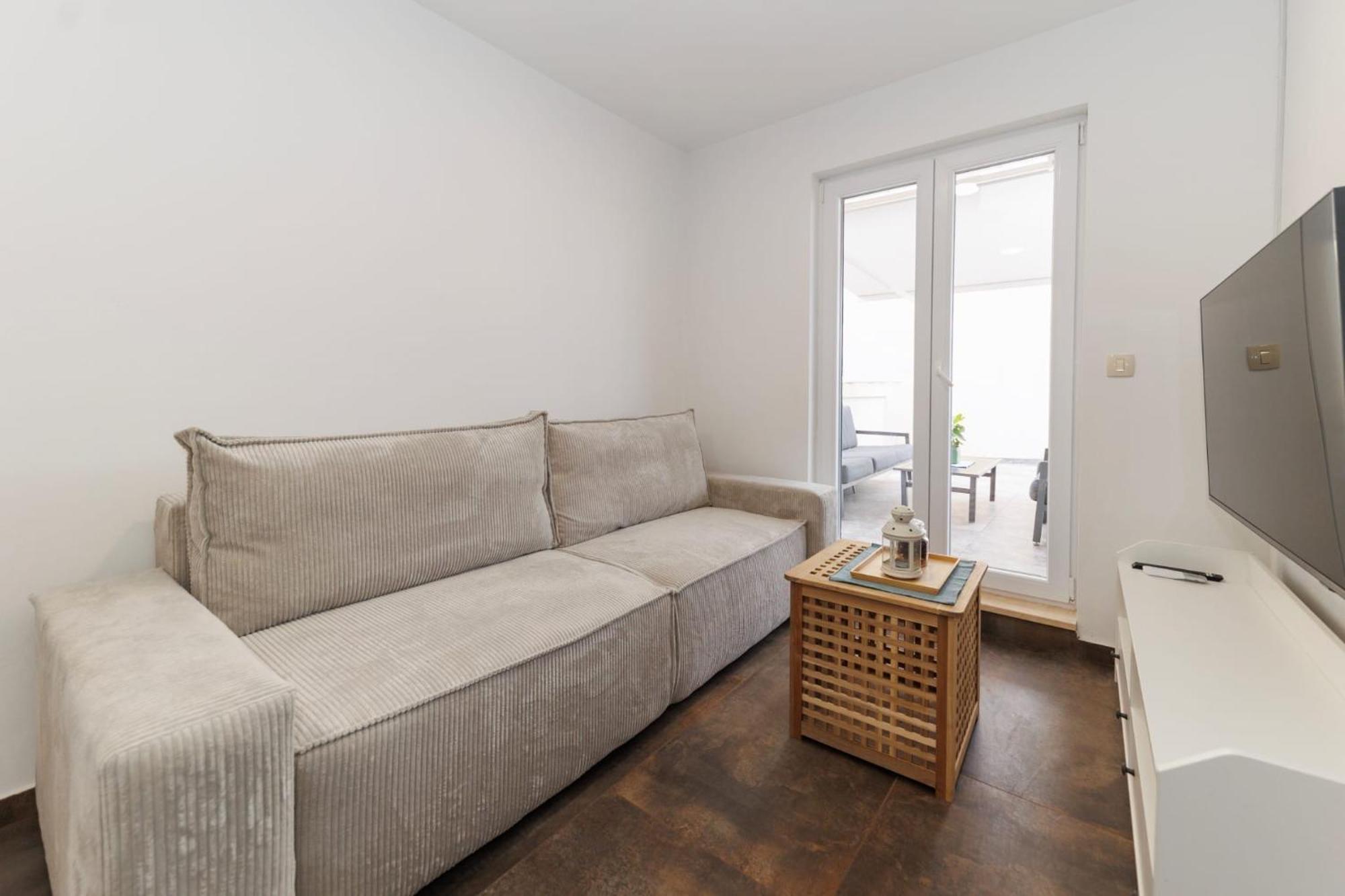 Apartments 23 And 25 With Free Private Parking Zadar Exteriör bild